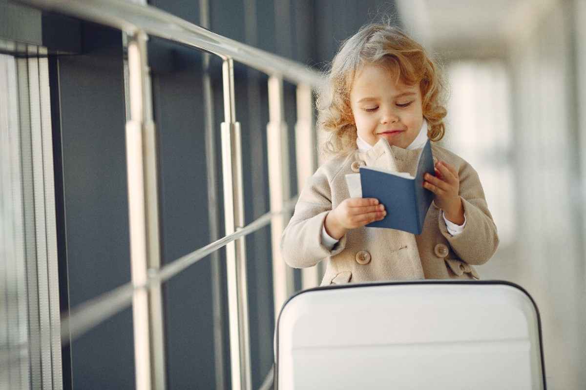 Quais cuidados tomar ao viajar com crianças?